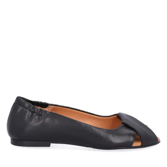 Billi Bi A6048-070: Flade, åbne loafers i sort læder