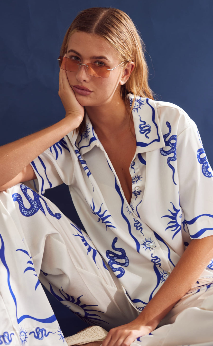 Bluse   Kealy   Chana Blue Print fra Noella