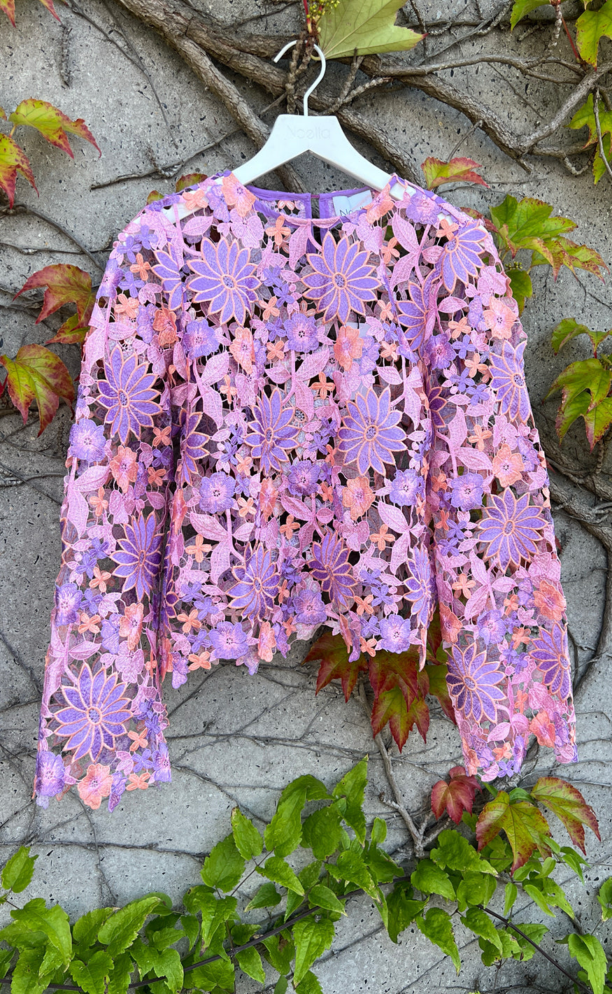 Bluse   Kezzie   Lilac Mix fra Noella