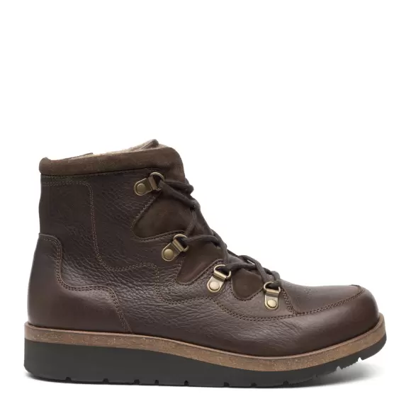 192 82 134 fra New Feet