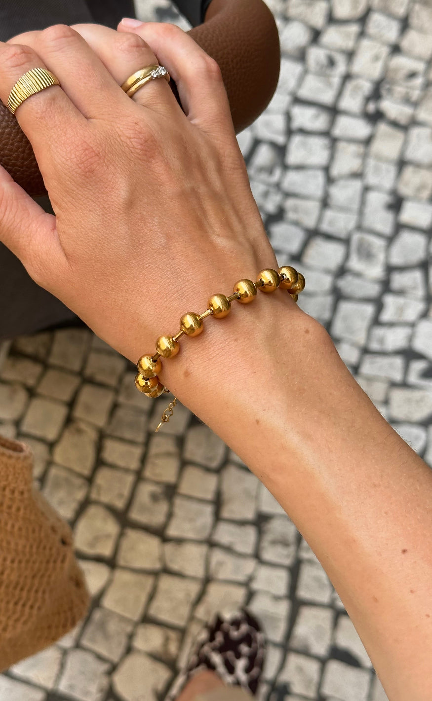 Armbånd   Chunky Bobble   Gold Colour fra Smykkeli Copenhagen